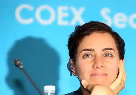 Maryam Mirzakhani close up portrait
