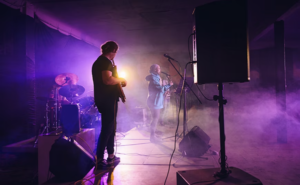 از عشق و خنده تا رقابت و میمسازی؛ رئالیتیشوهای فارسی در دل کامیونیتی مهاجران